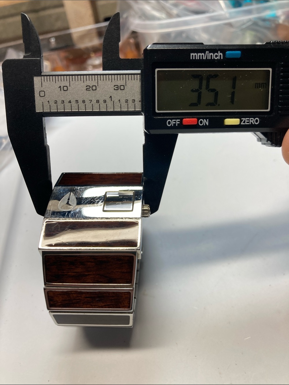 Nixon Rotolog, Silver and Dark Wood Inlay Bracelet Watch, new battery - Picture 16 of 16